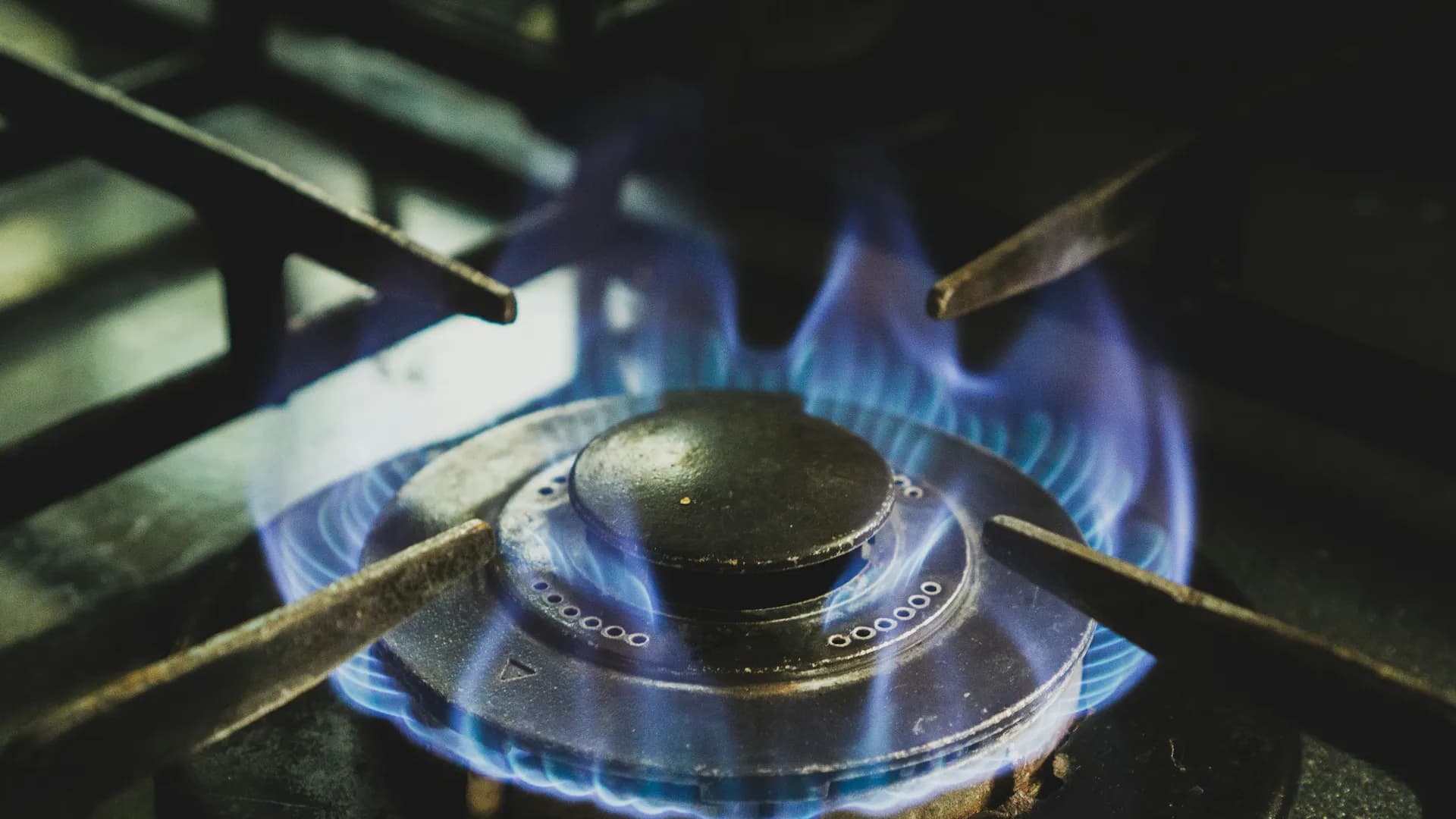 Commissioning — gas connection being pressure tested